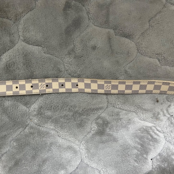 Louis Vuitton Belt - Picture 3 of 8